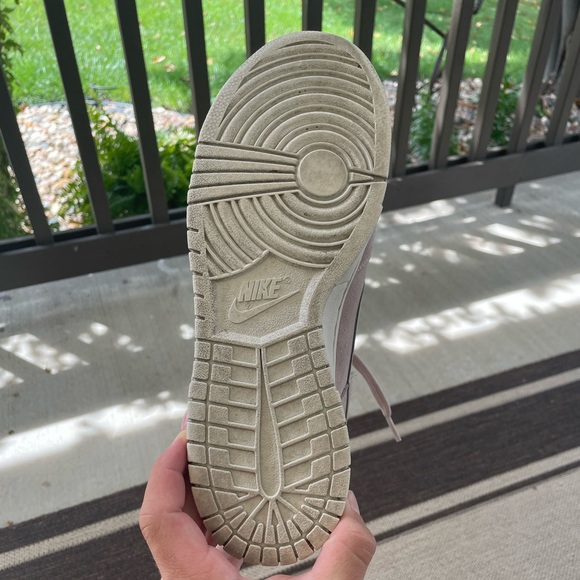 Nike Dunk Low - Picture 3 of 5